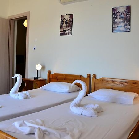 Georgias Apartments CCharaki Kamer foto